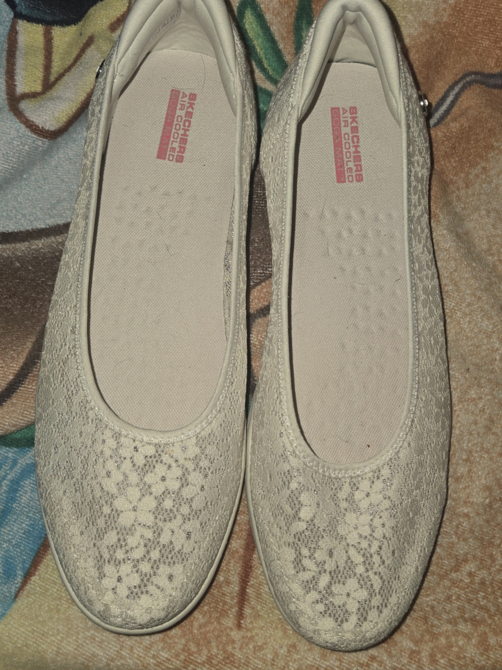 Skechers Women's Ivory Lace Slip-On Flats